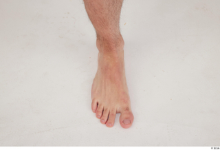 Serban foot nude 0004.jpg